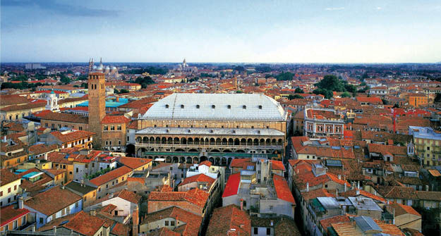 Mckeand recommends best of Gay accomodations padua italy Trannys that fuck girls